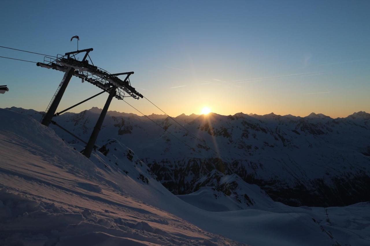 Hotel Haus Sonnwend Sölden Zewnętrze zdjęcie